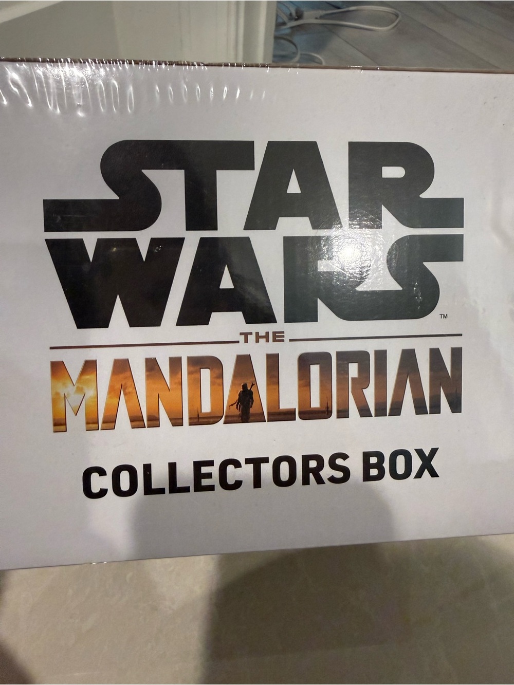 Star Wars Mandalorian Silver Collectors Box - Picture 2 of 3